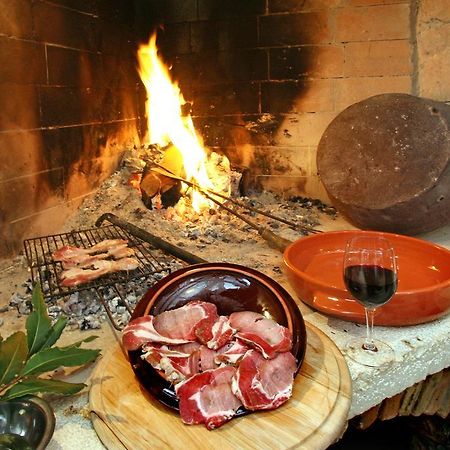 Bed and Breakfast Kastel Каштелир Екстер'єр фото