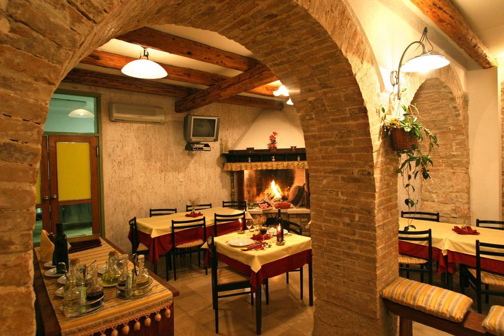 Bed and Breakfast Kastel Каштелир Екстер'єр фото