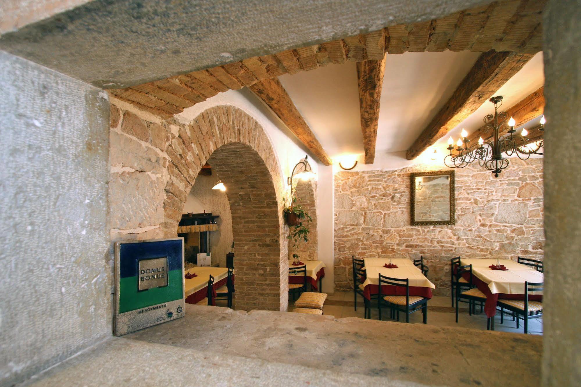 Bed and Breakfast Kastel Каштелир Екстер'єр фото