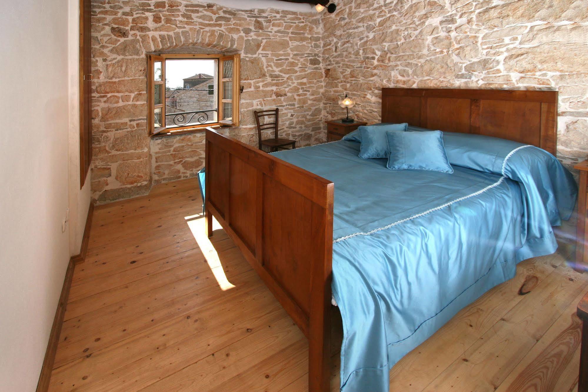 Bed and Breakfast Kastel Каштелир Екстер'єр фото